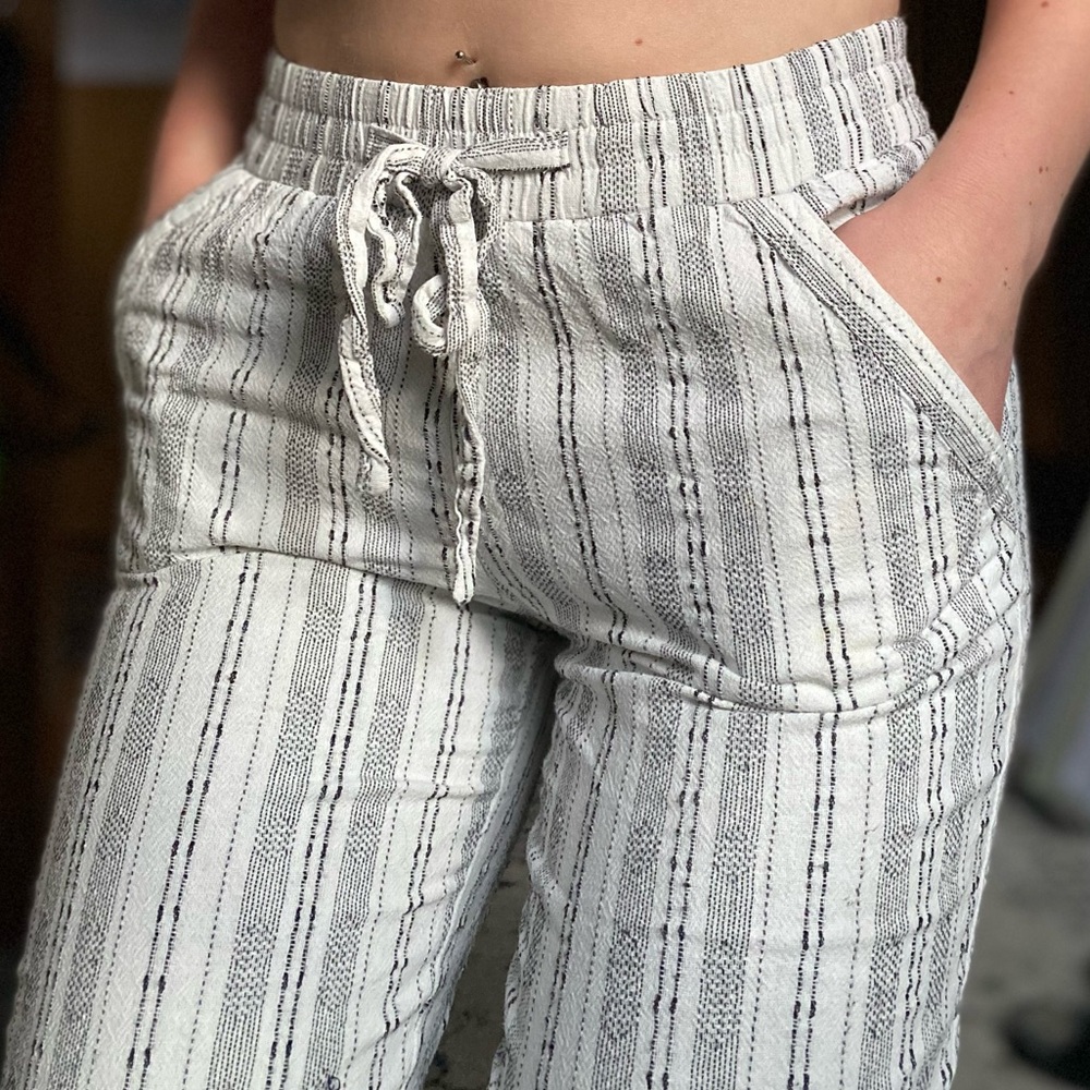 sienna sky white and grey baha striped flowy pants